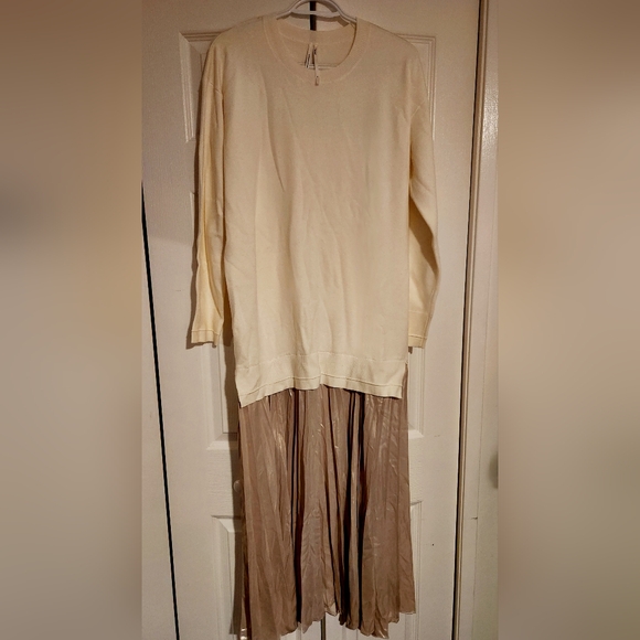 Anthropologie Pleated Twofer Sweater Midi Dress, Cream/Champagne, Size US M - Picture 4 of 11